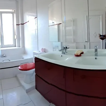 Chambre 4 אגנו